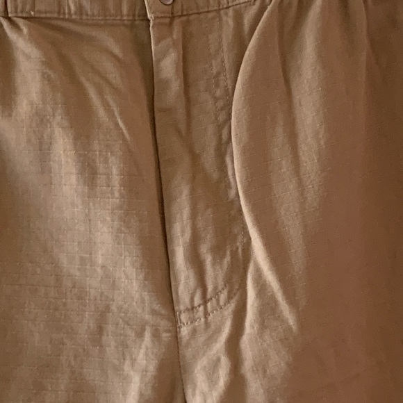 ASOS men’s Khaki Cargo pants with jogger hems Multiple pockets elasticized waist - Picture 11 of 11